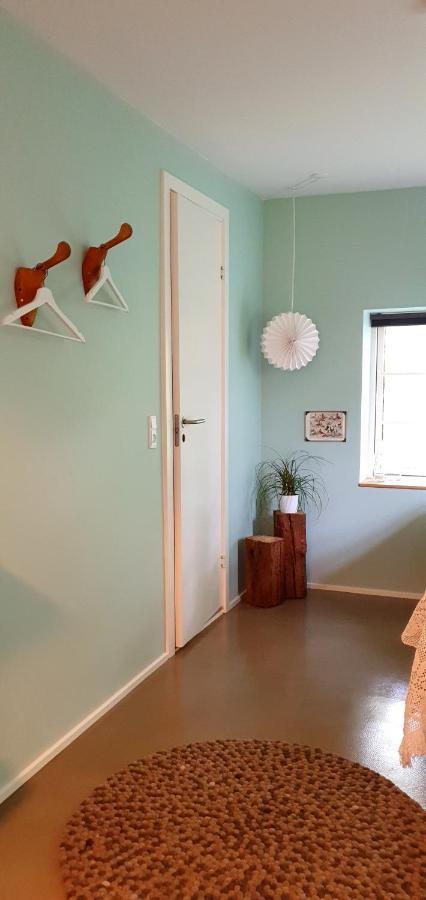 Bed and Breakfast Hos Molsgaarden Knebel Esterno foto