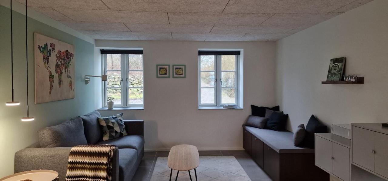 Bed and Breakfast Hos Molsgaarden Knebel Esterno foto